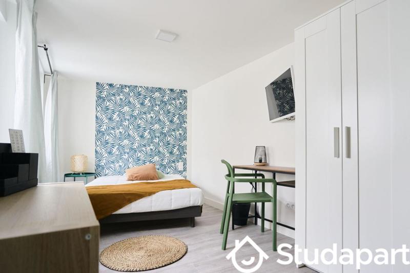 Chambre - 11 m² - 1 pièce