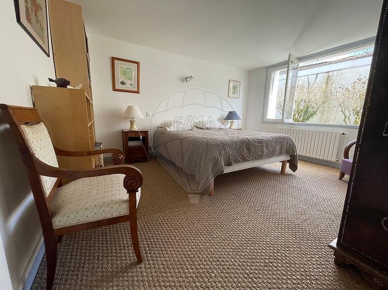 Villa - 168 m² - 6 pièces