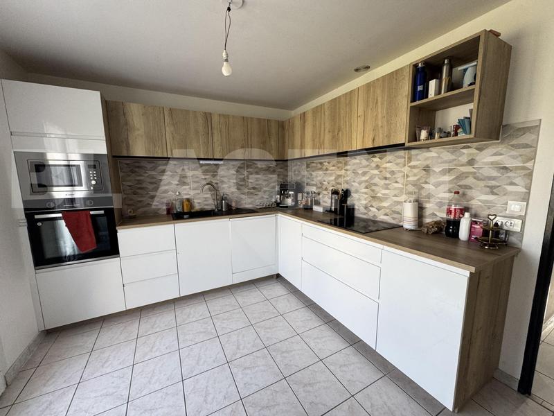 Pavillon - 98 m² - 5 pièces