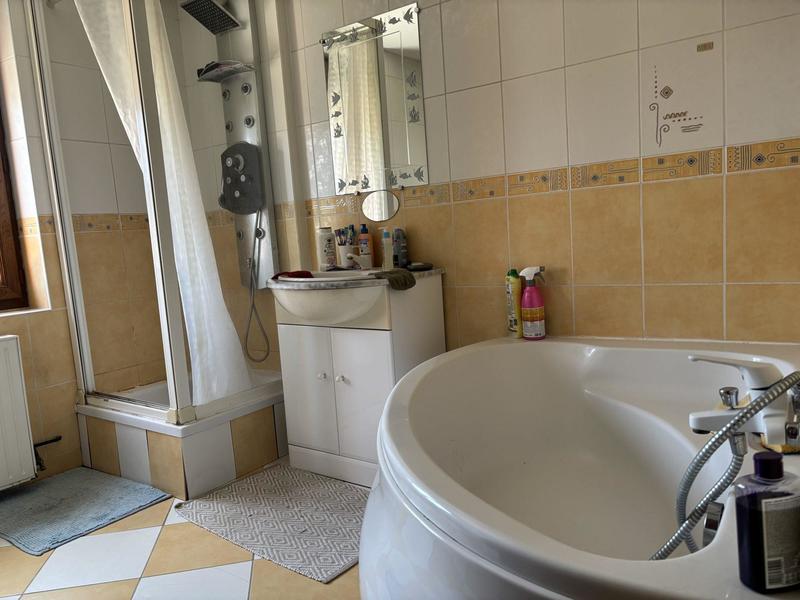 Maison traditionnelle - 136 m² - 5 pièces