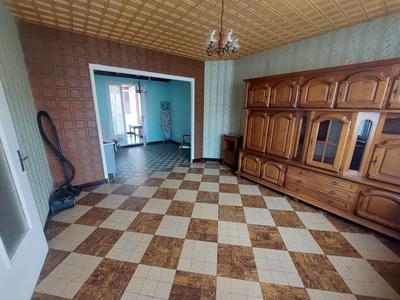 Maison traditionnelle - 119 m² - 8 pièces