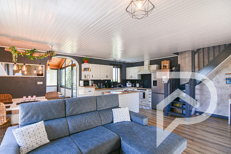 Maison - 162 m² - 7 pièces