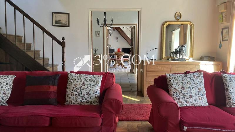 Maison en pierre - 202 m² - 9 pièces