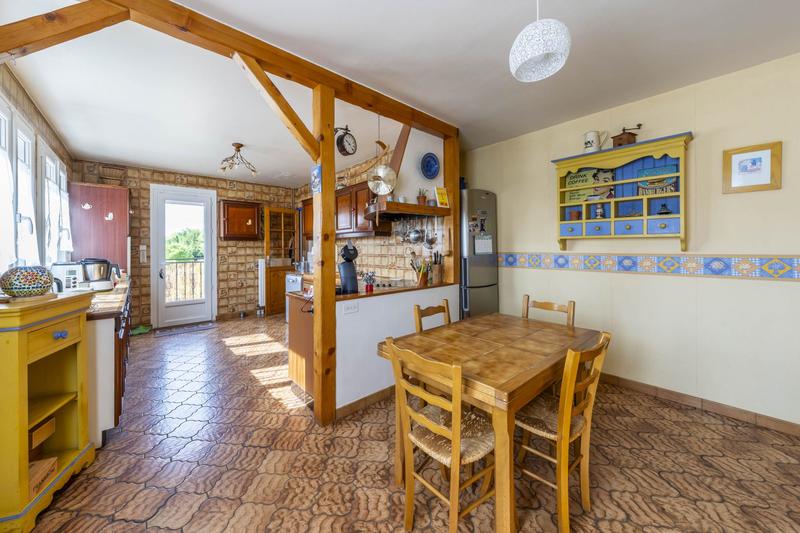 Maison - 190 m² - 11 pièces