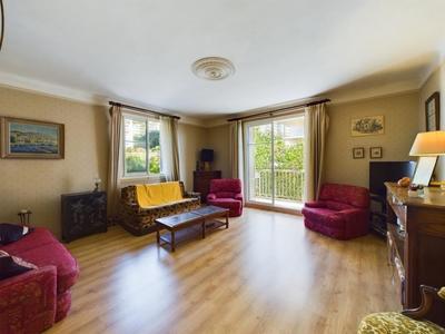 Appartement - 100 m² - 4 pièces