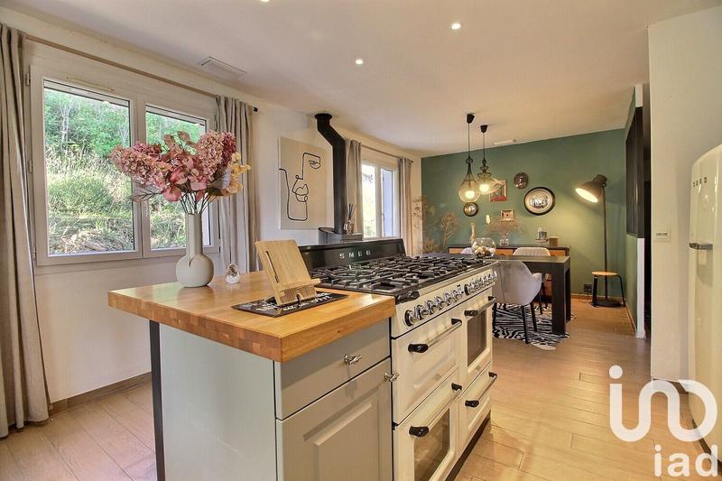 Maison - 103 m² - 5 pièces