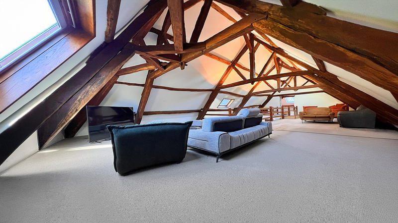 Maison - 432 m² - 10 pièces