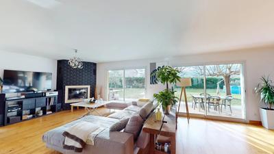 Maison - 179 m² - 7 pièces