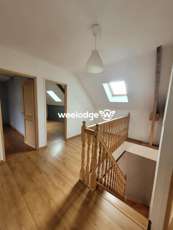 Maison - 162 m² - 8 pièces