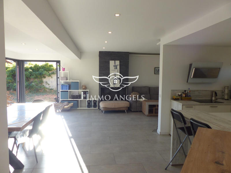 Maison traditionnelle - 130 m² - 5 pièces