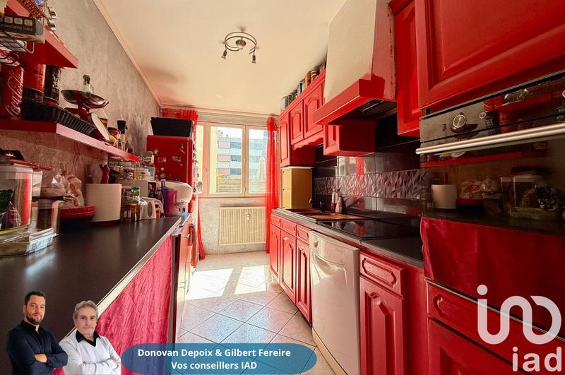 Appartement - 93 m² - 5 pièces