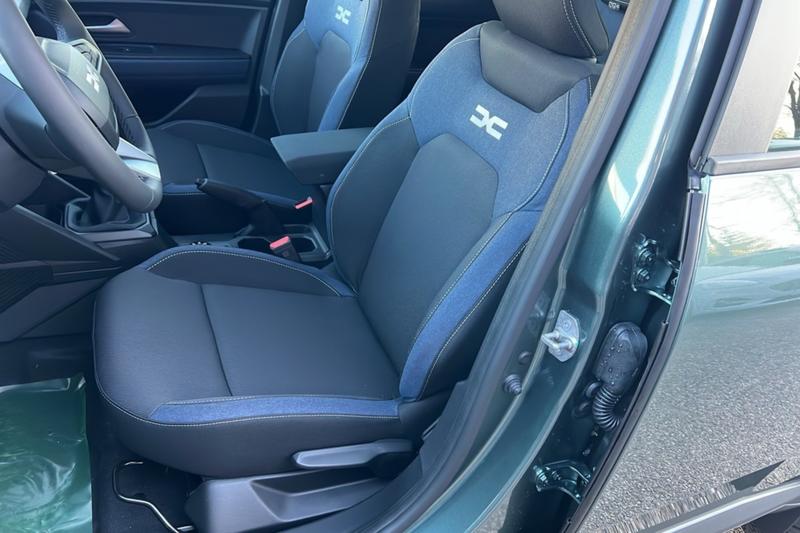 Dacia Duster Mild Hybrid 130 4x4 Expre