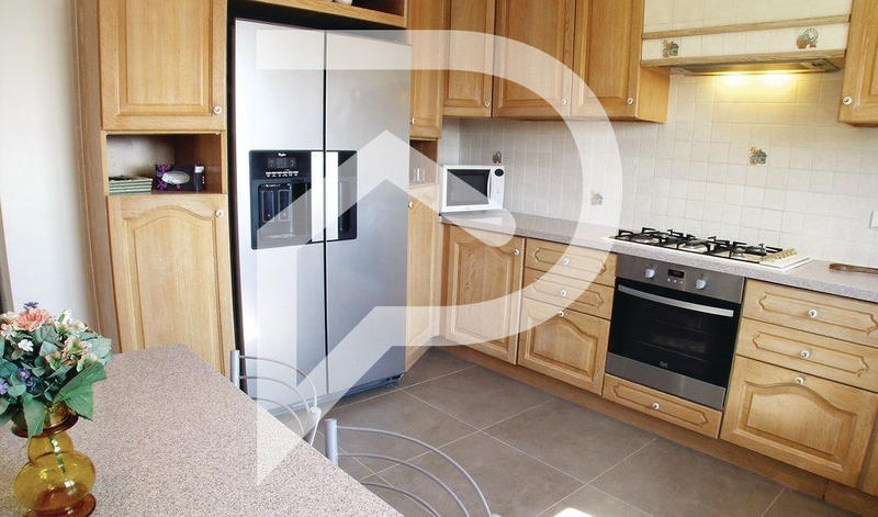 Maison - 120 m² - 4 pièces