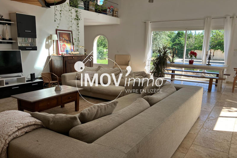 Maison - 204 m² - 7 pièces