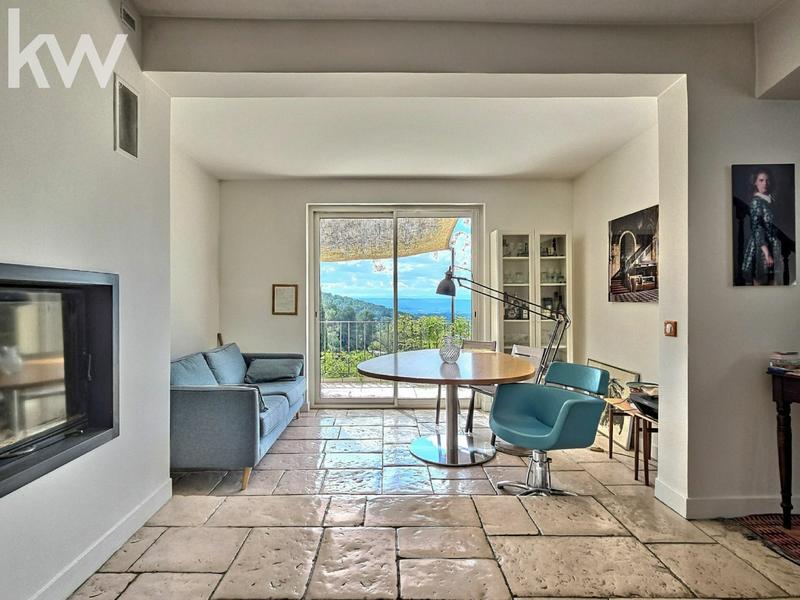 Maison - 172 m² - 8 pièces