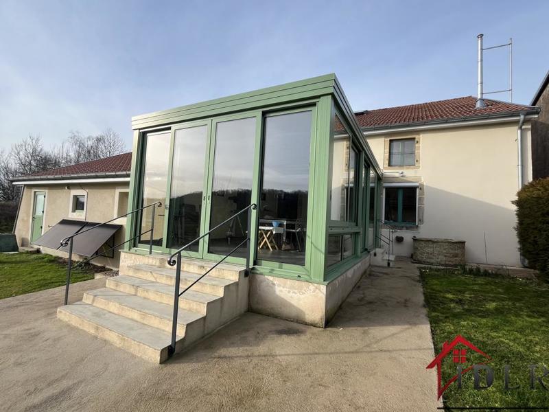 Propriété - 191 m² - 6 pièces