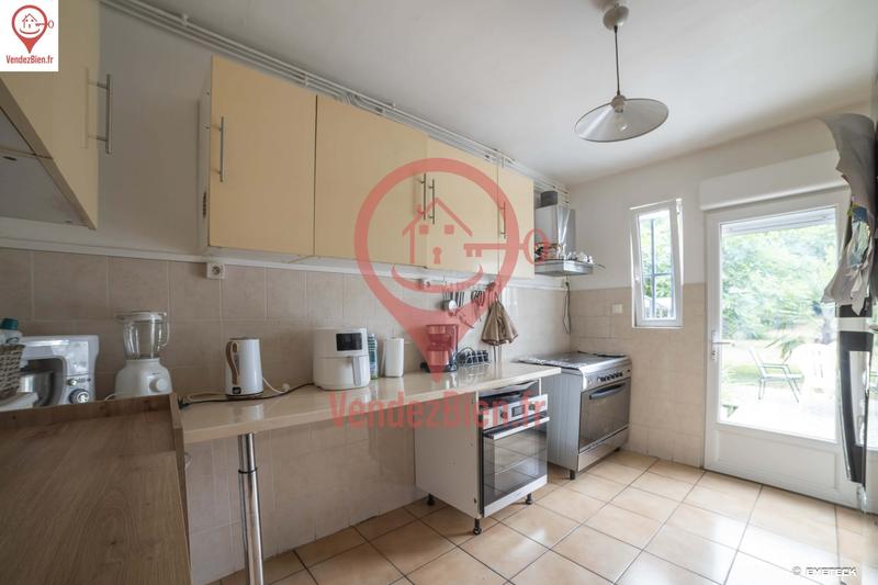 Maison - 264 m² - 8 pièces