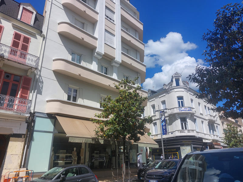 Fonds de commerce - Local commercial - 54 m²