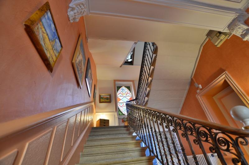 Maison bourgeoise - 395 m² - 11 pièces