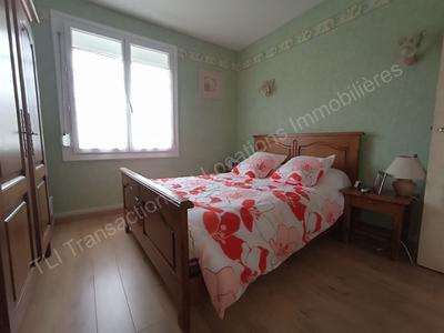 Appartement - 80 m² - 4 pièces