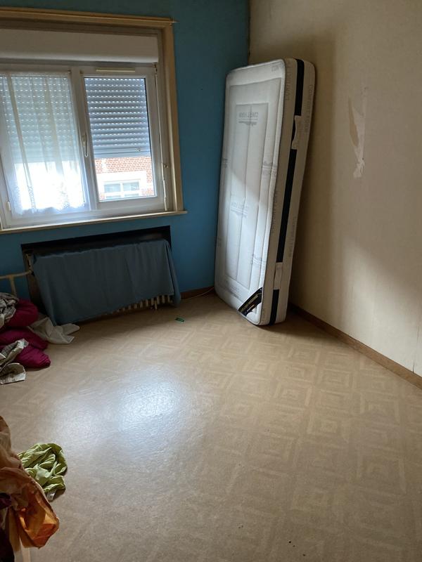 Maison traditionnelle - 85 m² - 4 pièces