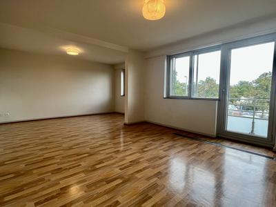Appartement - 99 m² - 4 pièces