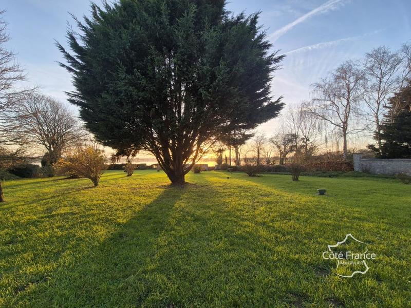 Propriété - 207 m² - 7 pièces