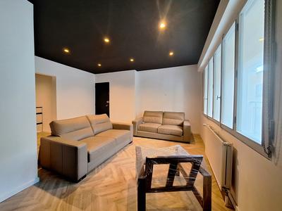 Local commercial - 70 m² - 4 pièces