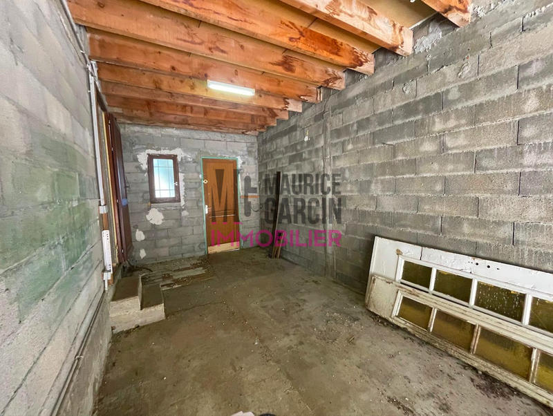 Maison - 101 m² - 5 pièces