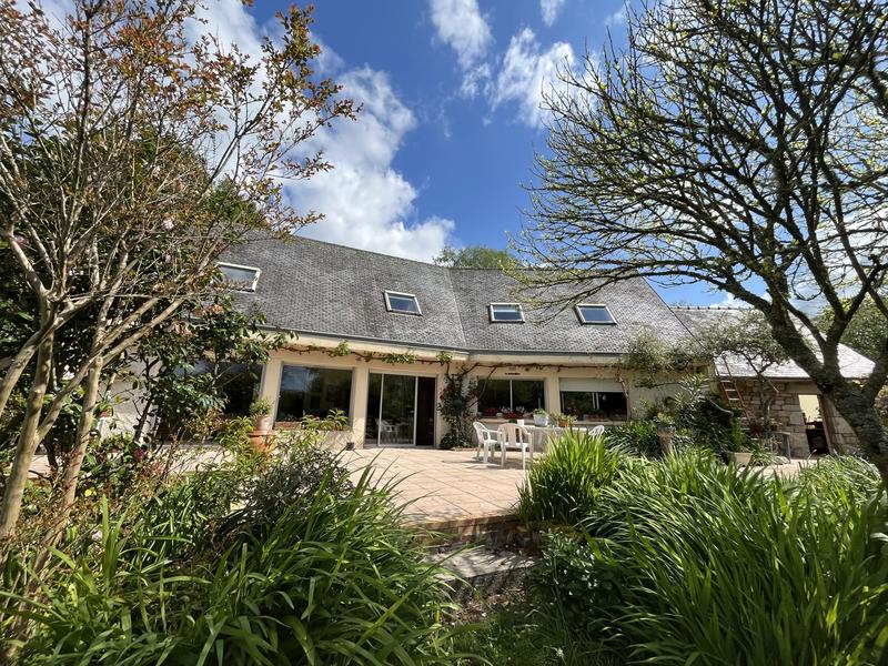 Maison ancienne - 170 m² - 6 pièces