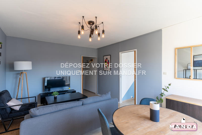 Chambre - 74 m² - 4 pièces