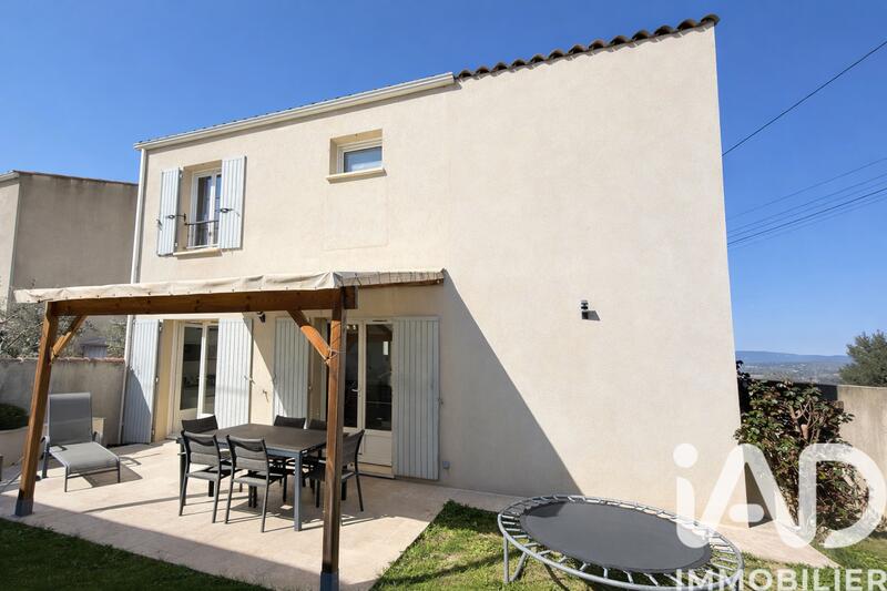 Maison - 105 m² - 6 pièces