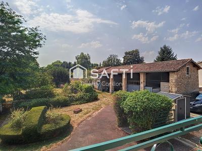 Maison - 99 m² - 6 pièces