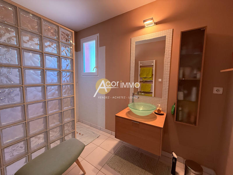 Villa - 188 m² - 6 pièces