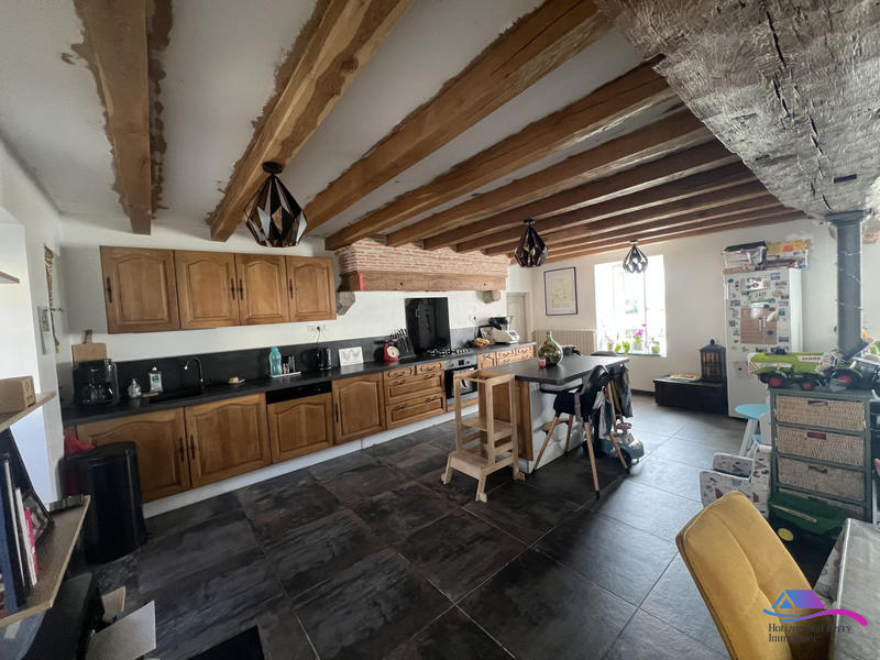 Maison - 90 m² - 4 pièces