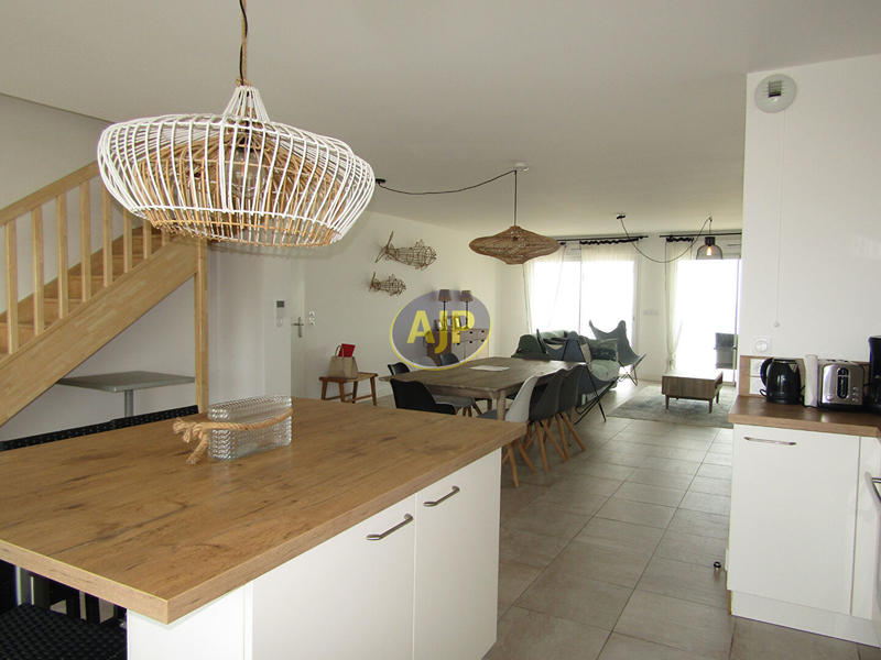 Appartement - 129 m² - 5 pièces