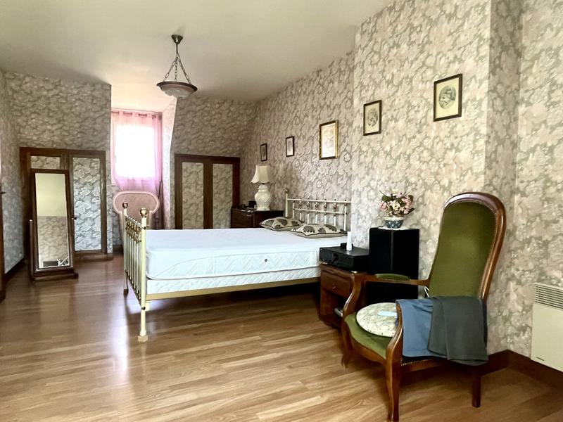 Maison traditionnelle - 109 m² - 4 pièces