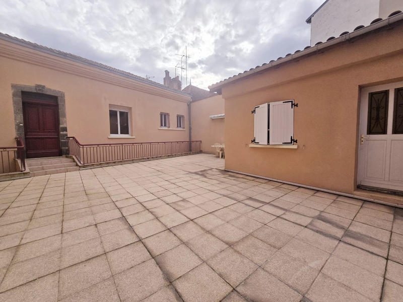 Maison - 170 m² - 6 pièces