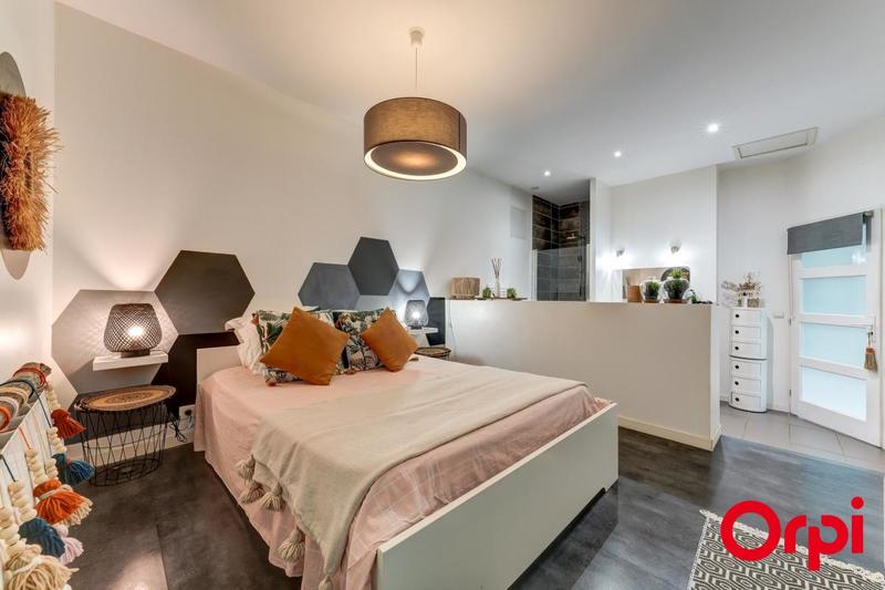 Maison - 145 m² - 5 pièces