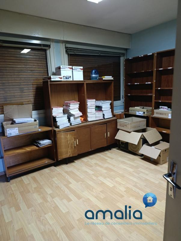 Bureau - 385 m² - 7 pièces