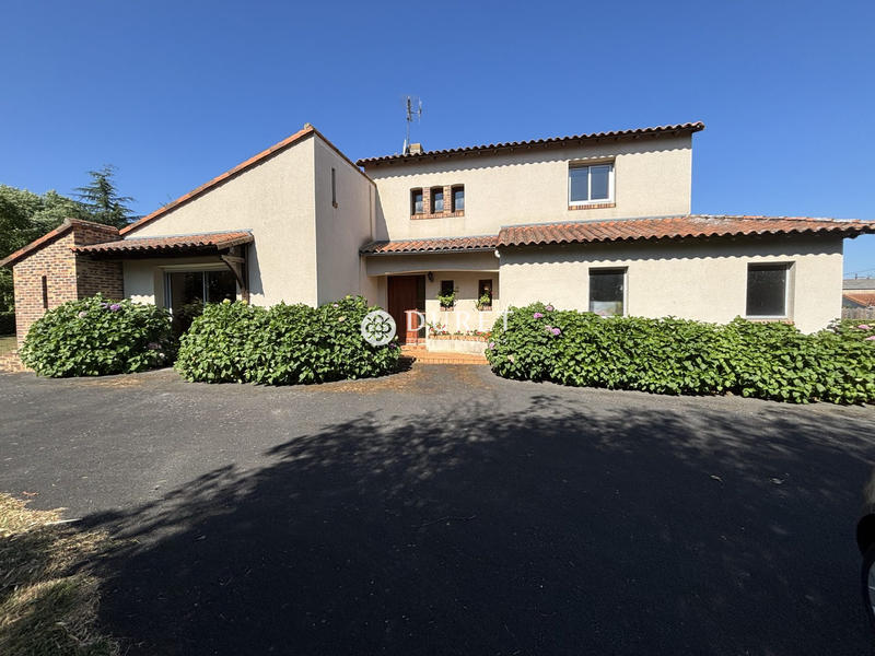 Maison - 188 m² - 6 pièces