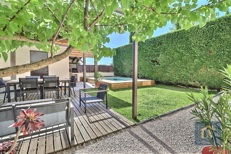 Mas - 160 m² - 4 pièces