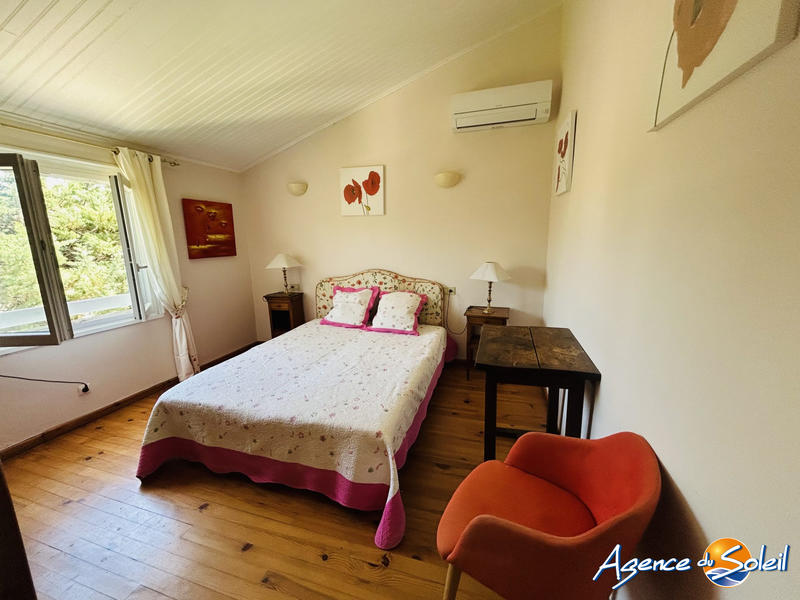 Maison - 181 m² - 6 pièces