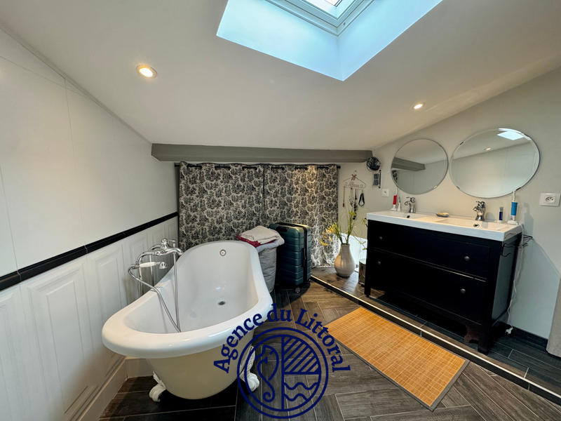 Maison - 165 m² - 7 pièces