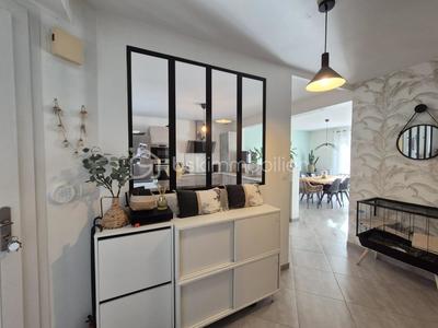 Maison - 102 m² - 6 pièces