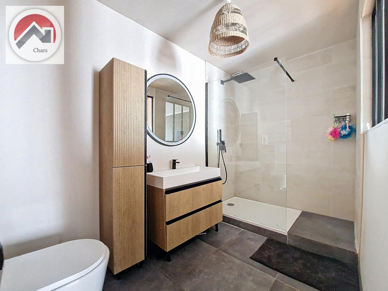 Maison - 95 m² - 4 pièces