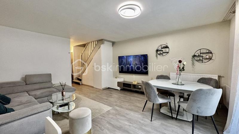 Maison traditionnelle - 73 m² - 4 pièces