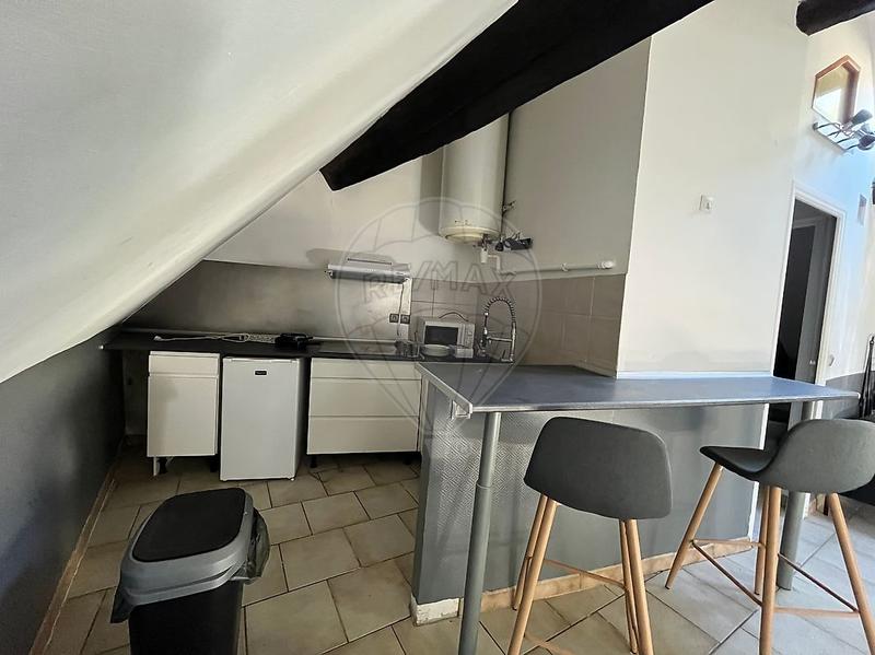 Studio - 27 m² - 1 pièce