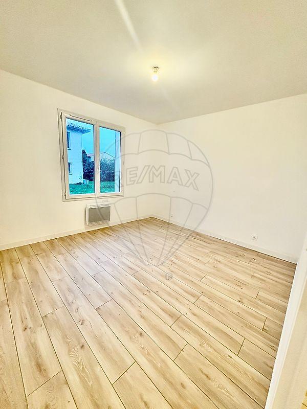 Maison - 76 m² - 3 pièces