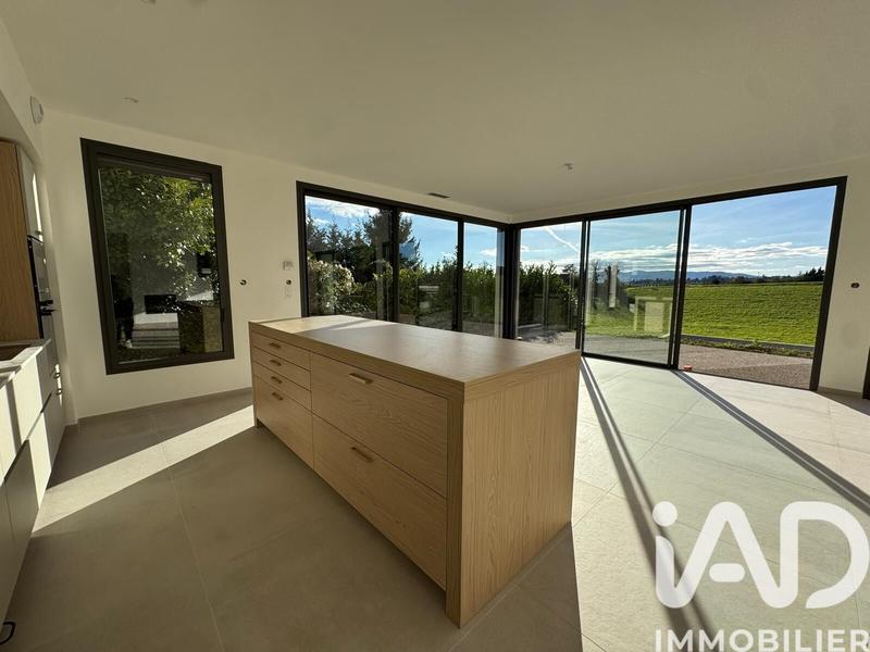 Maison de maîtres - 192 m² - 7 pièces